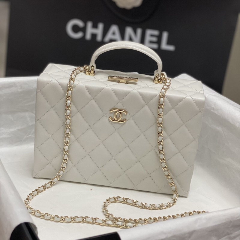 Ch*el box bags